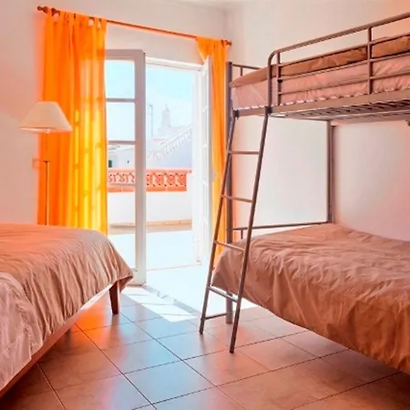 Flow House - Surf Kite Surf School Bed & Breakfast 3*