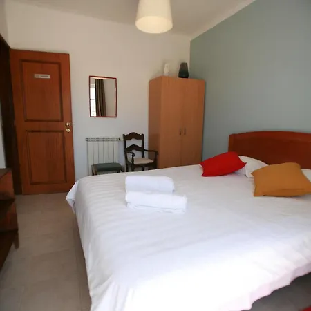 Bed & Breakfast Flow House - Surf Kite Surf School 3*