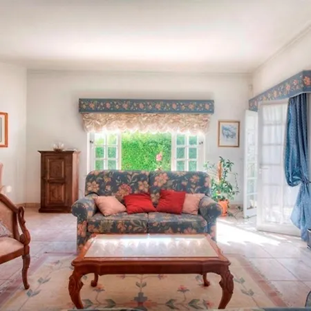 B&B Flow House - Surf Kite Surf School 3*