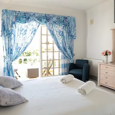 Flow House - Surf Kite Surf School B&B 라고스