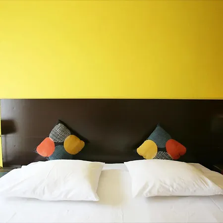 Flow House - Surf Kite Surf School B&B